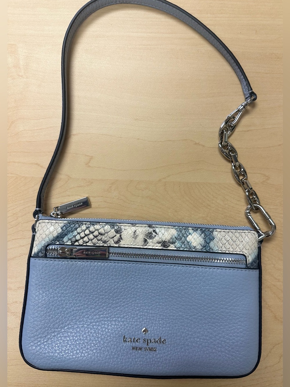 Kate Spade Grey Leather Snake Print Wristlet Pouch 🦋